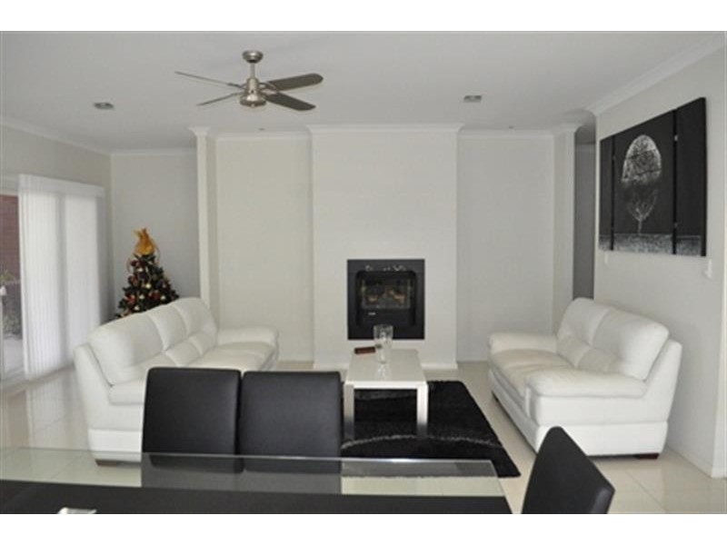 72 Dunheved  Cir, Dubbo NSW 2830