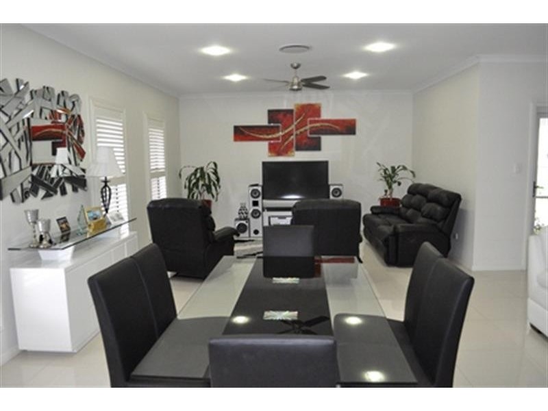 72 Dunheved  Cir, Dubbo NSW 2830