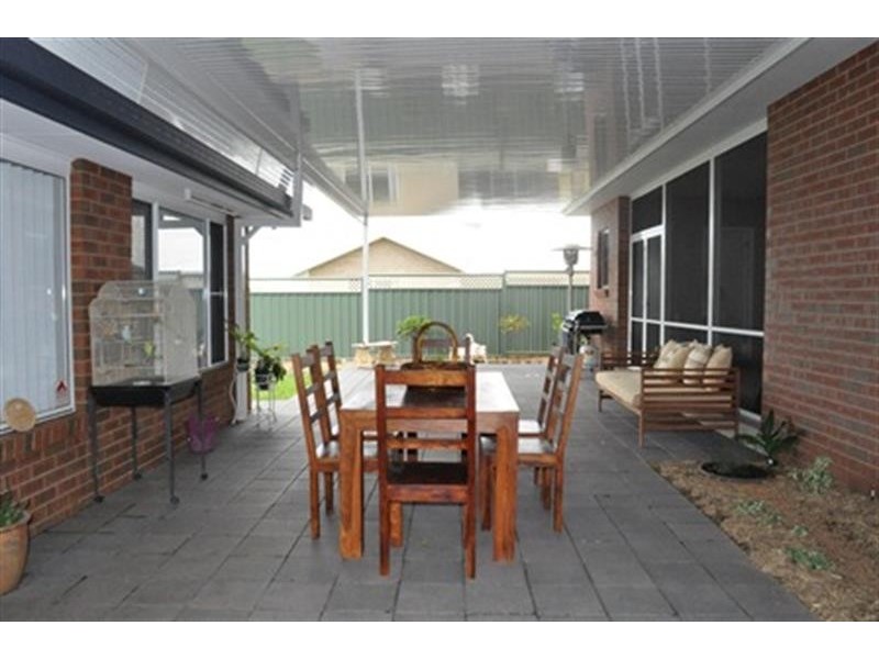 72 Dunheved  Cir, Dubbo NSW 2830