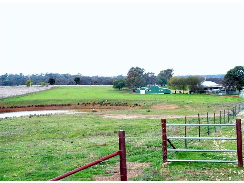 7L Oakdene Rd, Dubbo NSW 2830