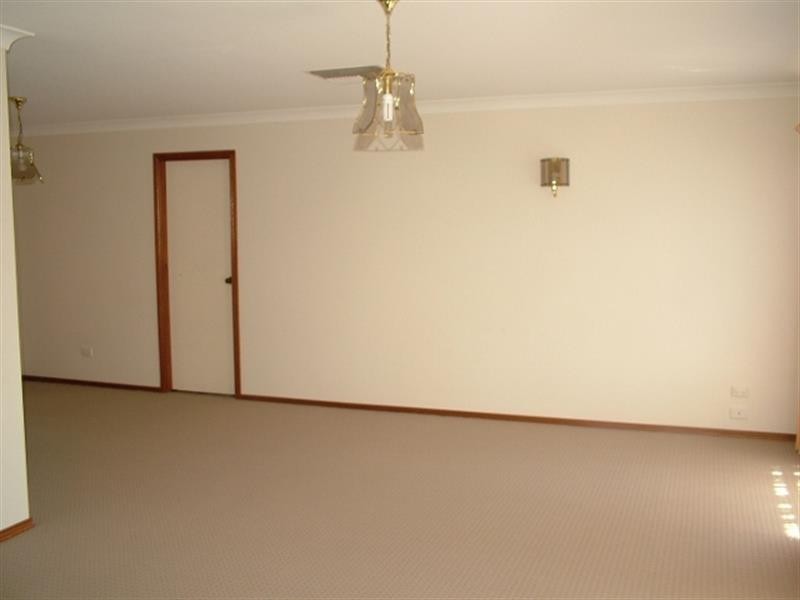 4  Hamilton Cl, Dubbo NSW 2830