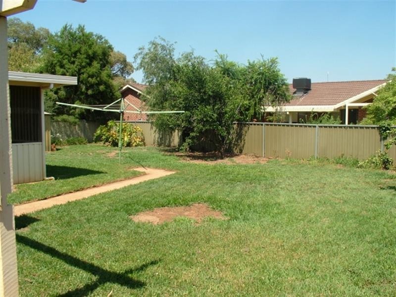 4  Hamilton Cl, Dubbo NSW 2830