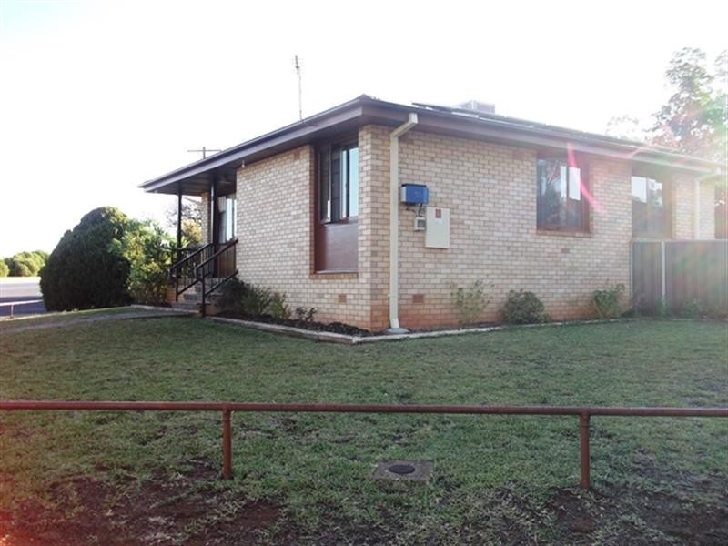 2 Cooinda  Cres, Dubbo NSW 2830