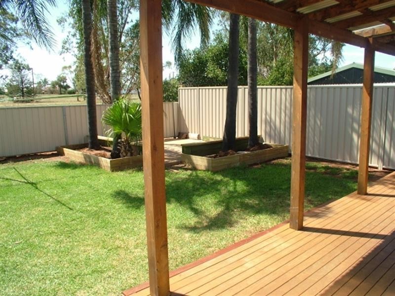 42 Caroline  St, Dubbo NSW 2830