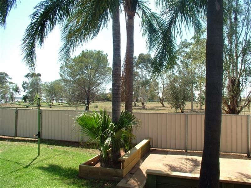 42 Caroline  St, Dubbo NSW 2830