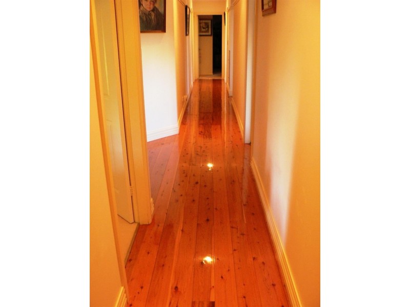 7 Brian Hambly Pl, Dubbo NSW 2830