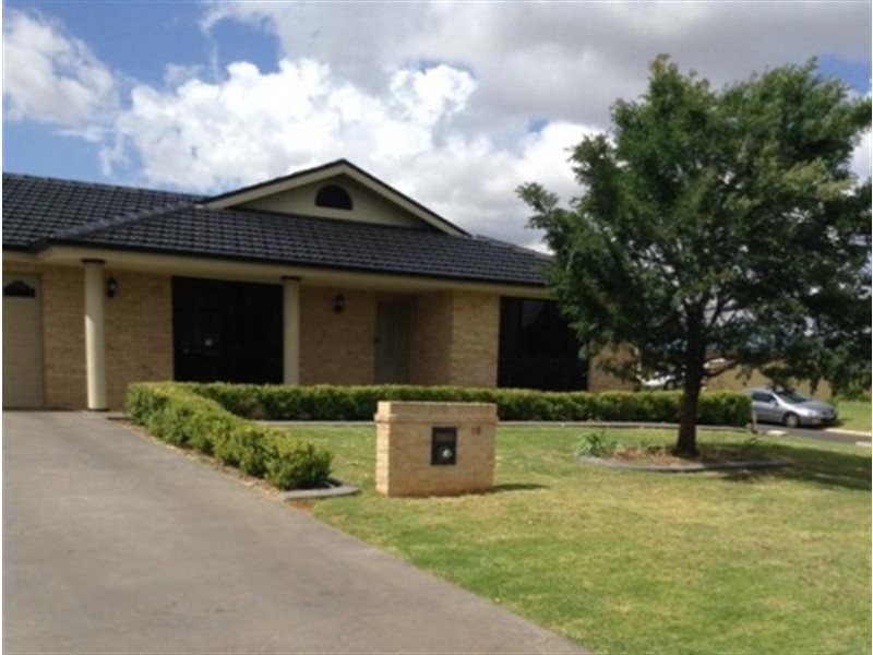 15 Cardiff Arms  Ave, Dubbo NSW 2830