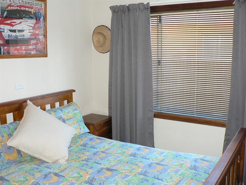 8 Strickland St, Dubbo NSW 2830