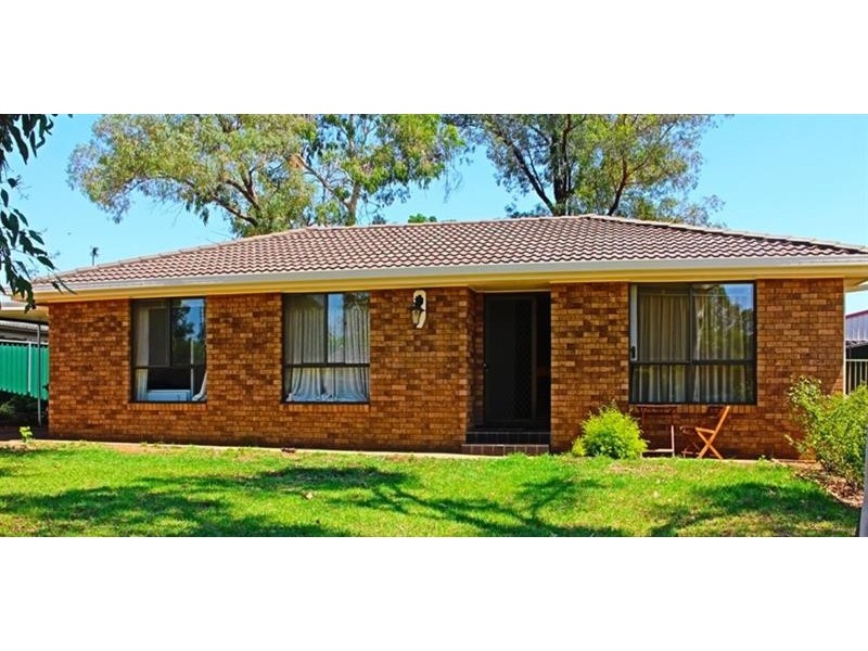 5 Sherwood Ave, Dubbo NSW 2830