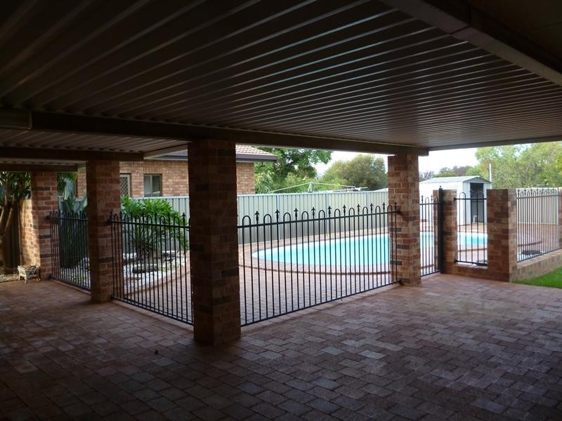 10 Royal Pde, Dubbo NSW 2830