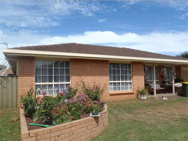 9 Voyager Way, Dubbo NSW 2830