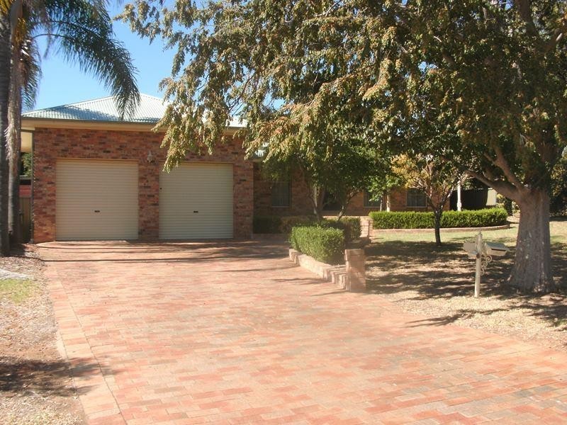 10 Erica Cl, Dubbo NSW 2830