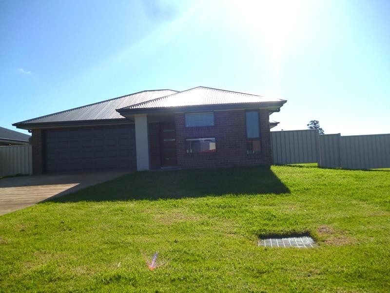 10 Torvean Ave, Dubbo NSW 2830