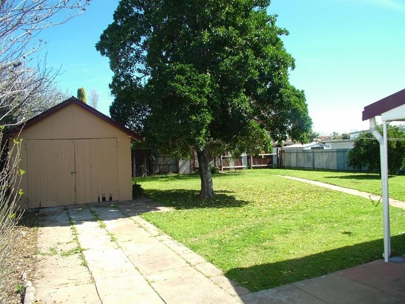 79 Bourke St, Dubbo NSW 2830