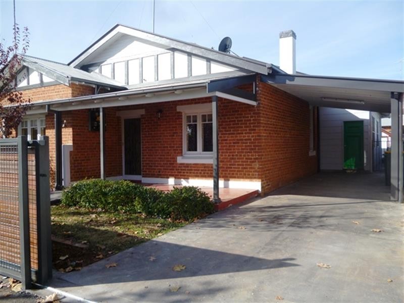 162 Darling St, Dubbo NSW 2830