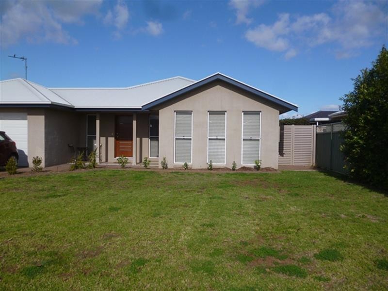 9 Holmwood Dr, Dubbo NSW 2830