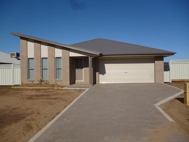 12 Ellenborough Ave, Dubbo NSW 2830