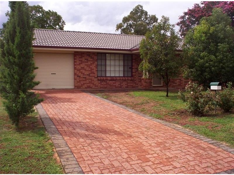12 Rawson  St, Dubbo NSW 2830