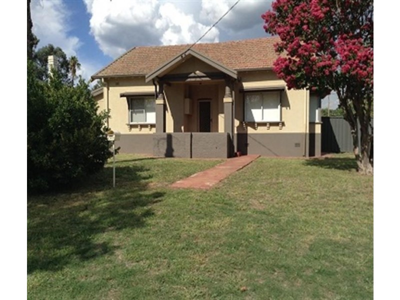 240 Darling St, Dubbo NSW 2830