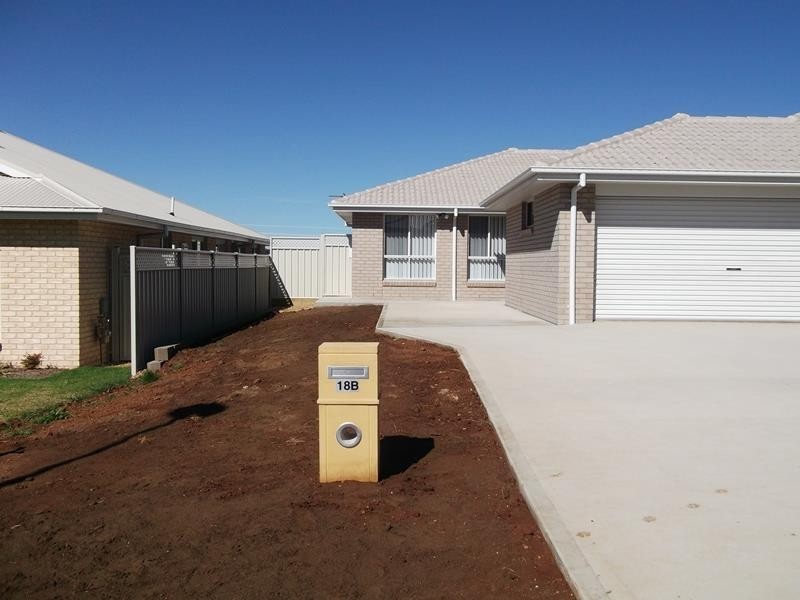 18B Ellenborough Ave, Dubbo NSW 2830