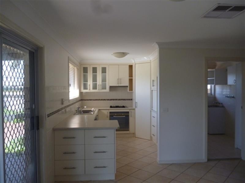 30 Mumford Cres, Dubbo NSW 2830