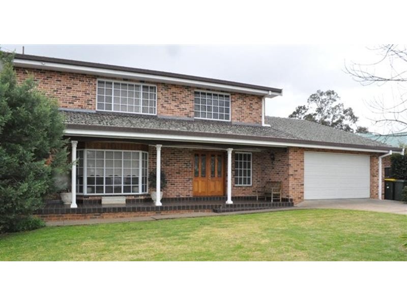 30 Sapphire St, Dubbo NSW 2830