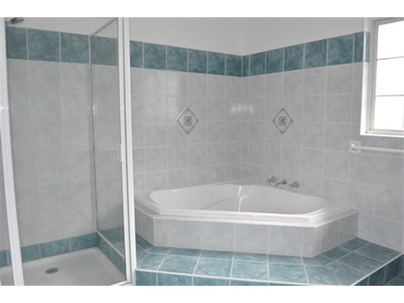 30 Sapphire St, Dubbo NSW 2830