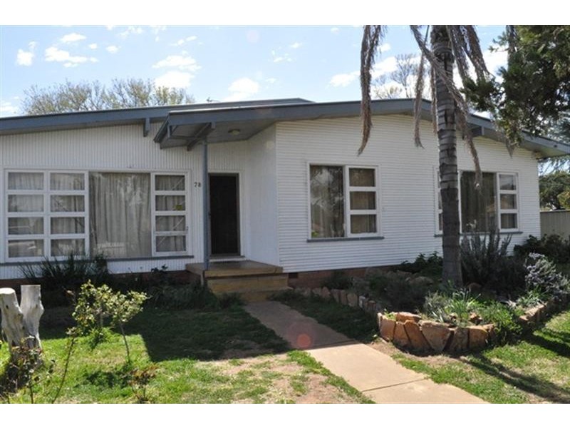 78 Cobbora Rd, Dubbo NSW 2830
