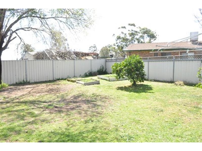 78 Cobbora Rd, Dubbo NSW 2830