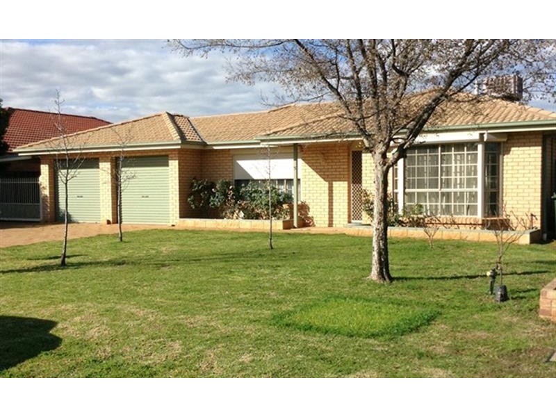 5 Murray Ave, Dubbo NSW 2830