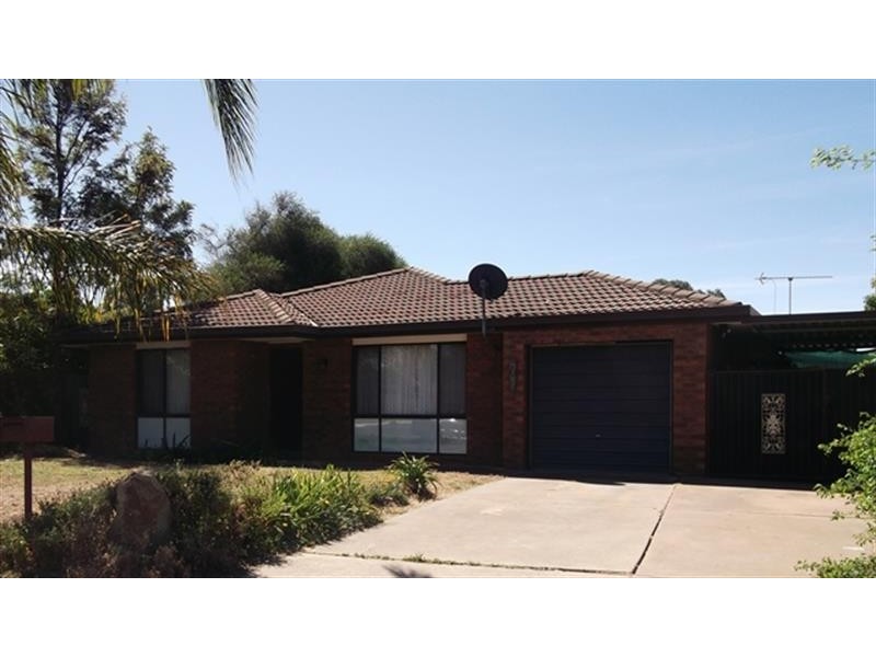 79 Baird Dr, Dubbo NSW 2830