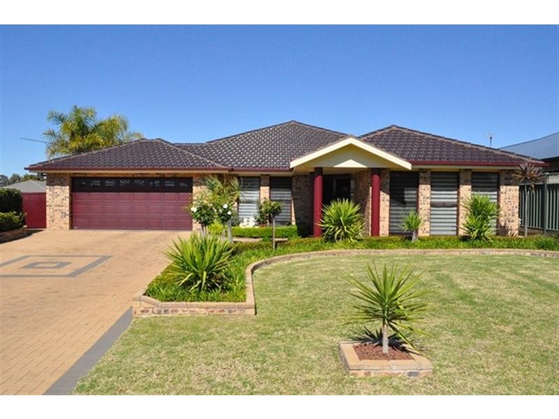 9 Ashlundie  Cres, Dubbo NSW 2830