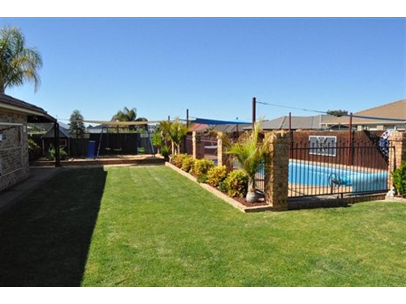 9 Ashlundie  Cres, Dubbo NSW 2830