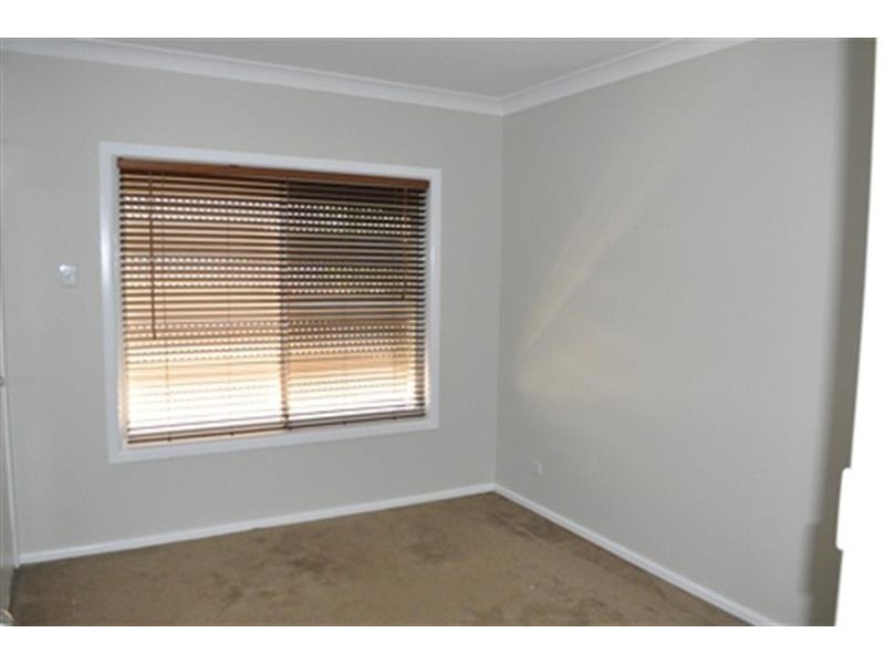 68 Bennett St, Dubbo NSW 2830