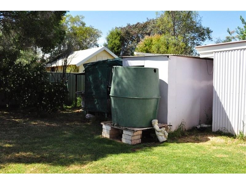 8 Leavers St, Dubbo NSW 2830