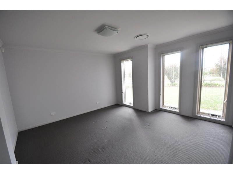 179 Baird Dr, Dubbo NSW 2830