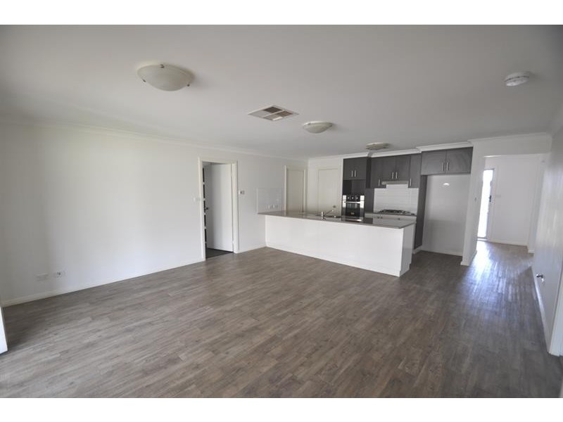 20 Cobbity Ave, Dubbo NSW 2830