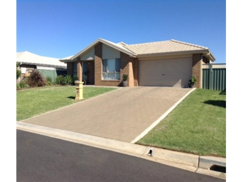 4 Shetland Ave, Dubbo NSW 2830