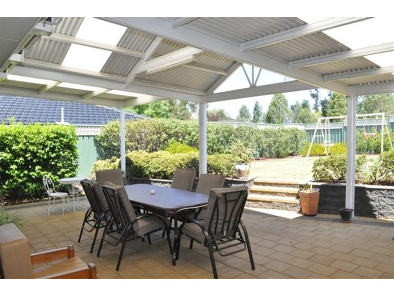8 Cypress Point Dr, Dubbo NSW 2830