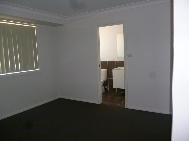 18B Magnolia Bvd, Dubbo NSW 2830