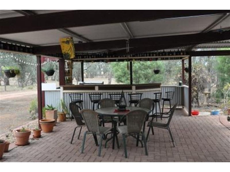 8R Dulcidene  Rd, Dubbo NSW 2830