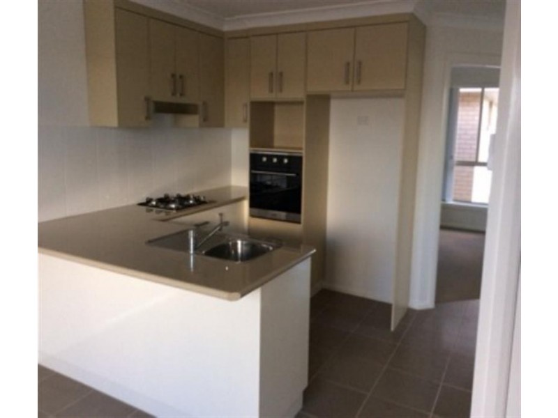 18B Ellenborough Ave, Dubbo NSW 2830