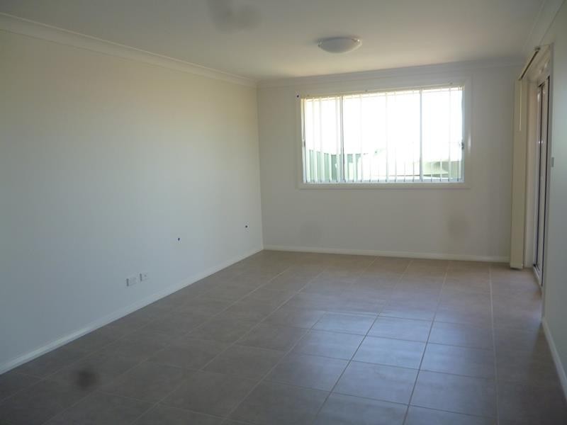 17B Magnolia Bvd, Dubbo NSW 2830