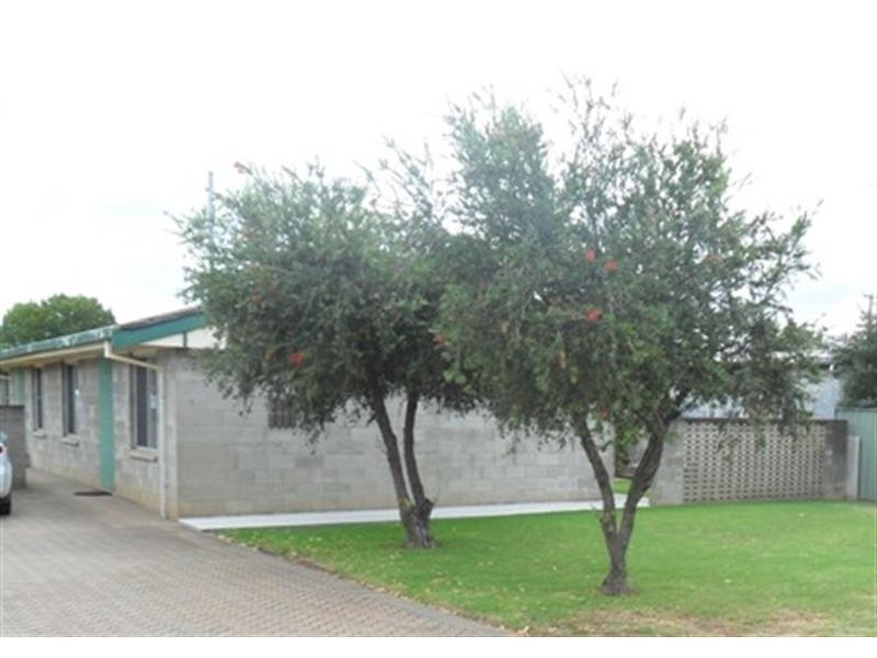 1/9 Samuel  St, Dubbo NSW 2830