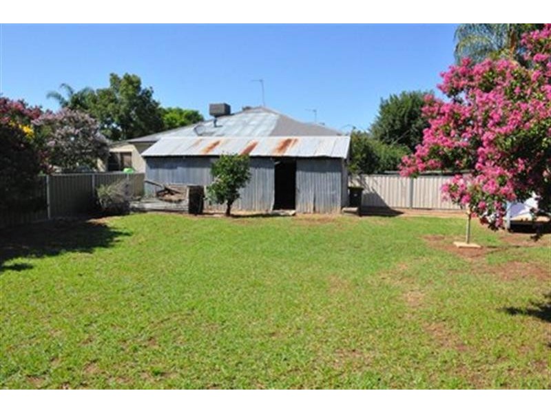 123 Bultje St, Dubbo NSW 2830