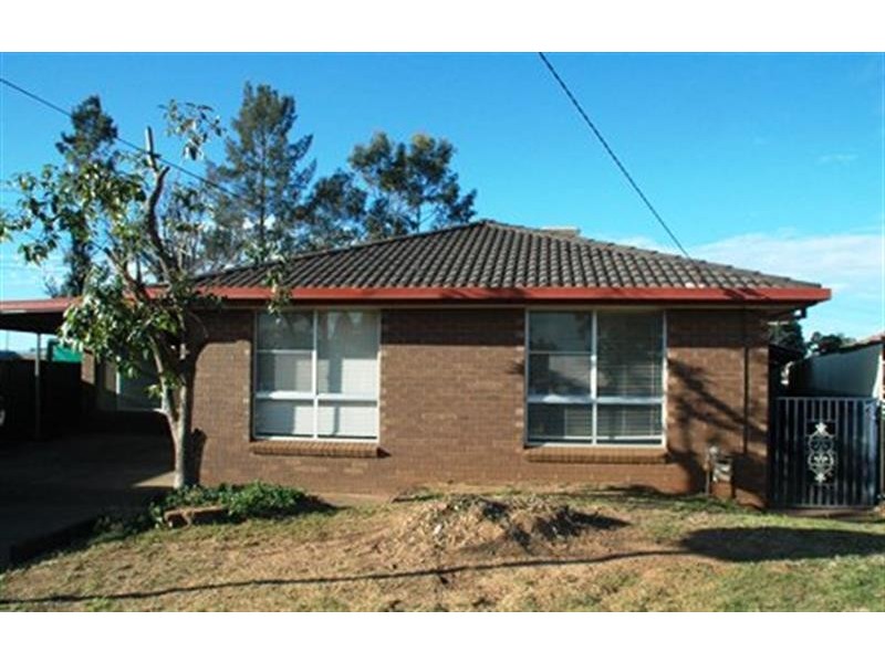 30 Mumford  Cres, Dubbo NSW 2830