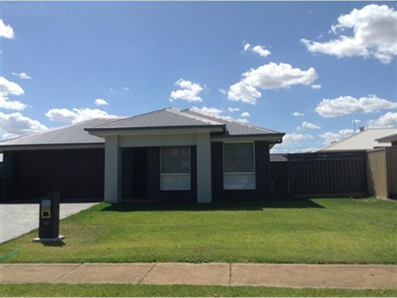 20 Hammond St, Dubbo NSW 2830