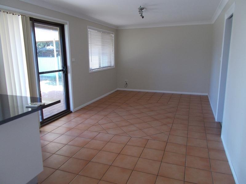 9 Jacqueline Dr, Dubbo NSW 2830