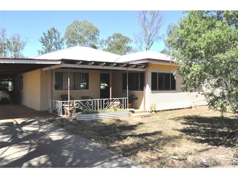 66  Riverview Rd, Gilgandra NSW 2827