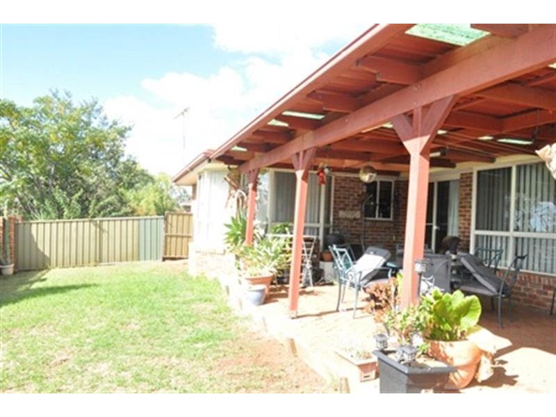 2 Erica Cl, Dubbo NSW 2830